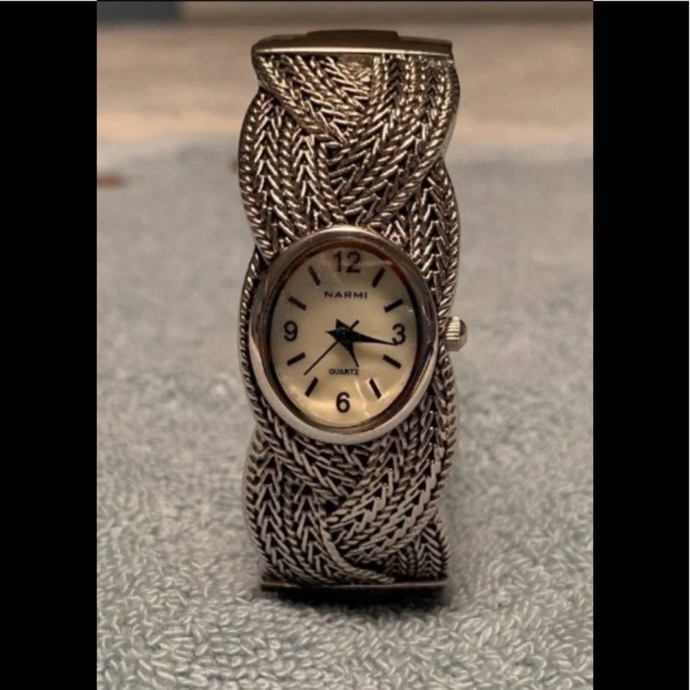Designer Style Bangle Watch with pearl face!